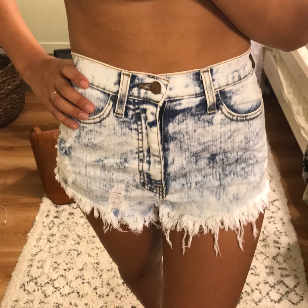 High wasted shorts!🌟